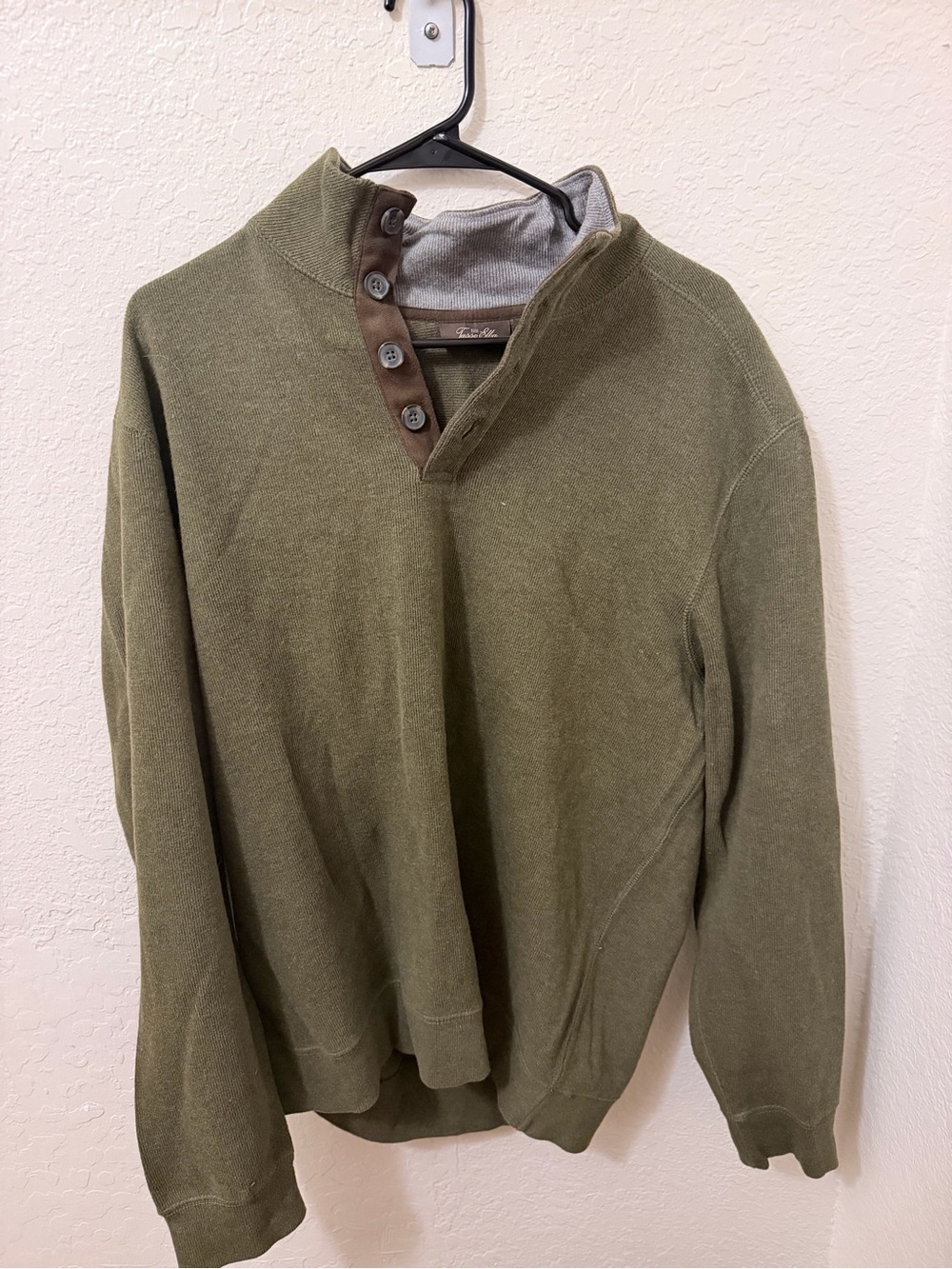 Tasso Elba Olive Green Crewneck Pullover with Brown Button Trim